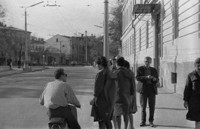 Прикрепленное изображение: Совнаркомовский пер. 3 - слева начало ул. Пушкина.jpg